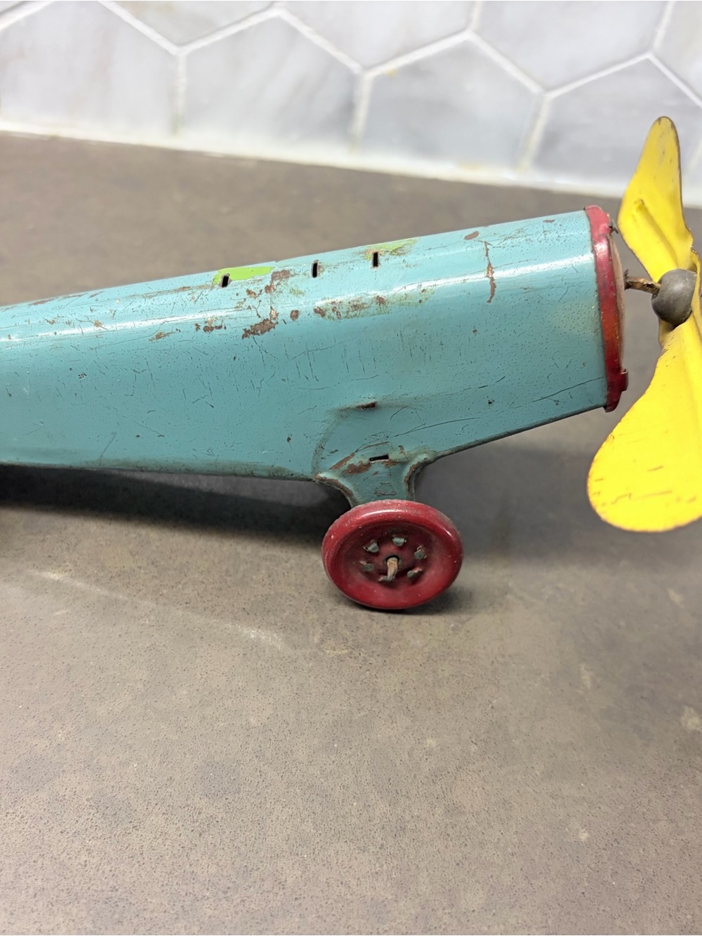 Vintage 1930s Louis Marx & co tin lithograph wind up plane